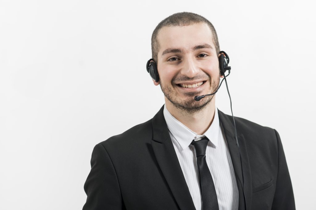 كيف أشتري كول سنتر محترف يخدم شركتي؟
